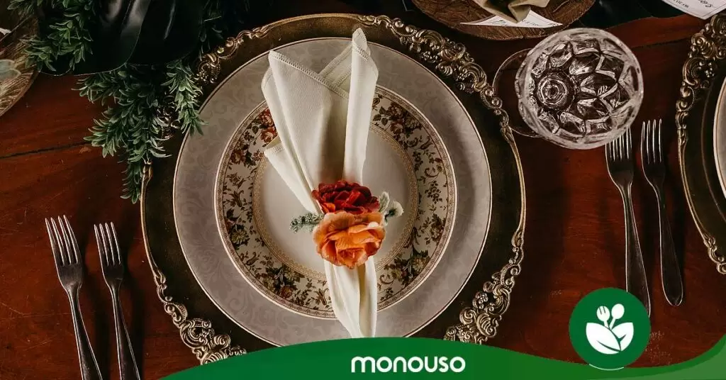 Descubre cómo poner la mesa para un desayuno